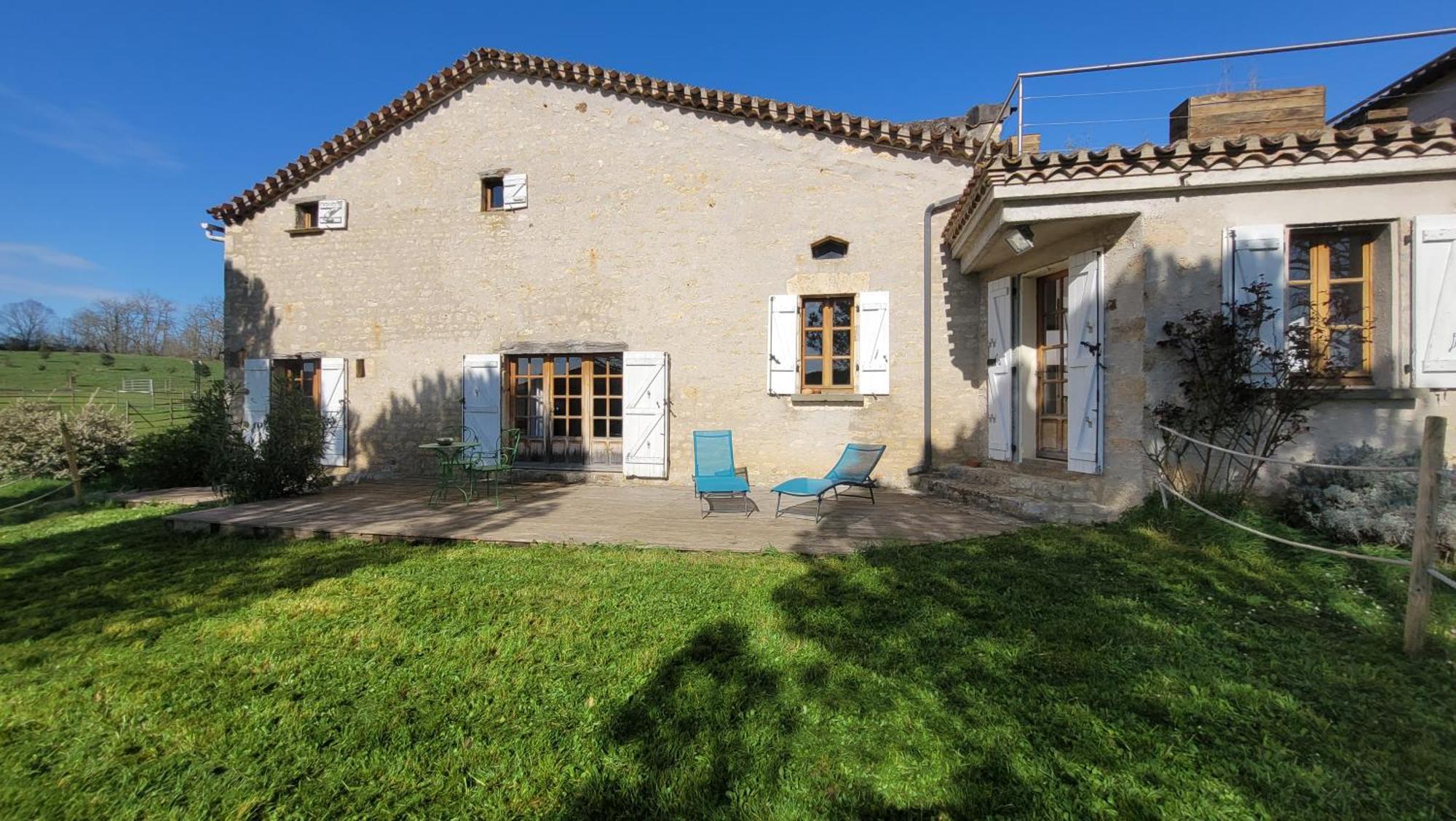 Domaine Des Possibles - Equi Home Montayral Exterior photo